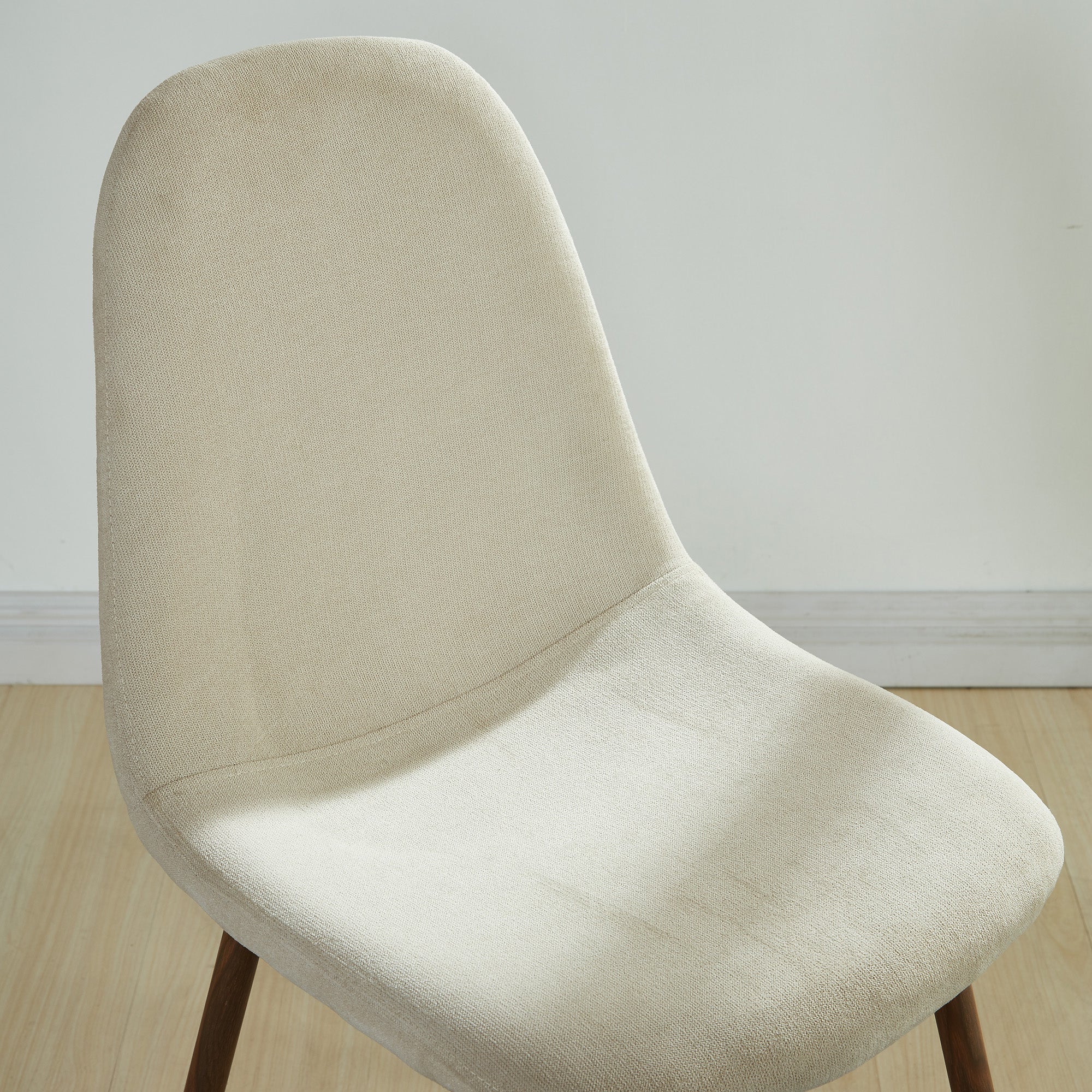 Ensemble de salle à manger 5 pièces Rocca/Lyna en noyer avec chaise beige