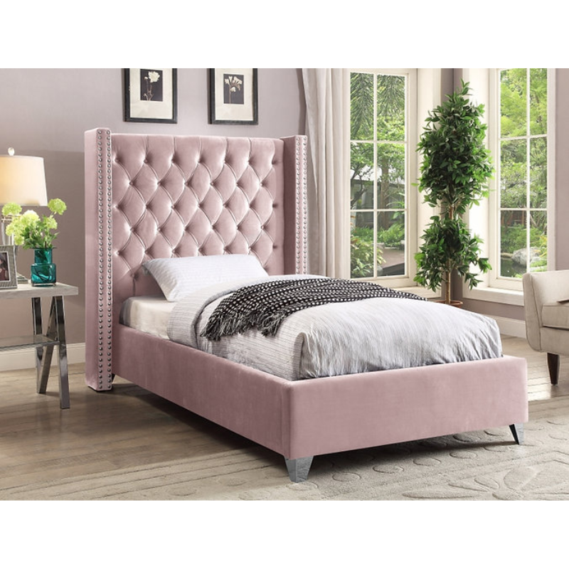 IF-5895 Pink Contemporary Style Bed