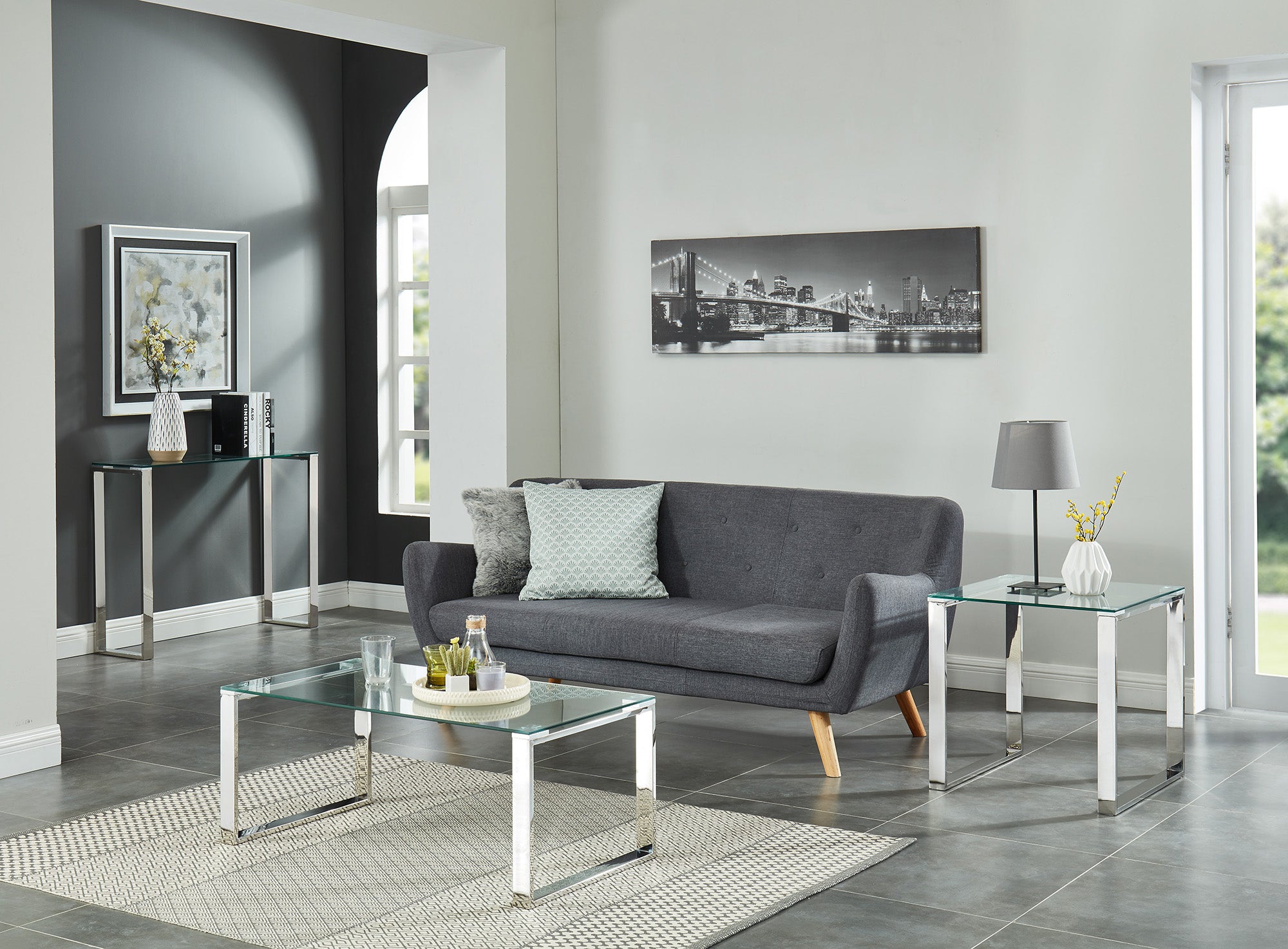 Zevon Accent Table in Silver