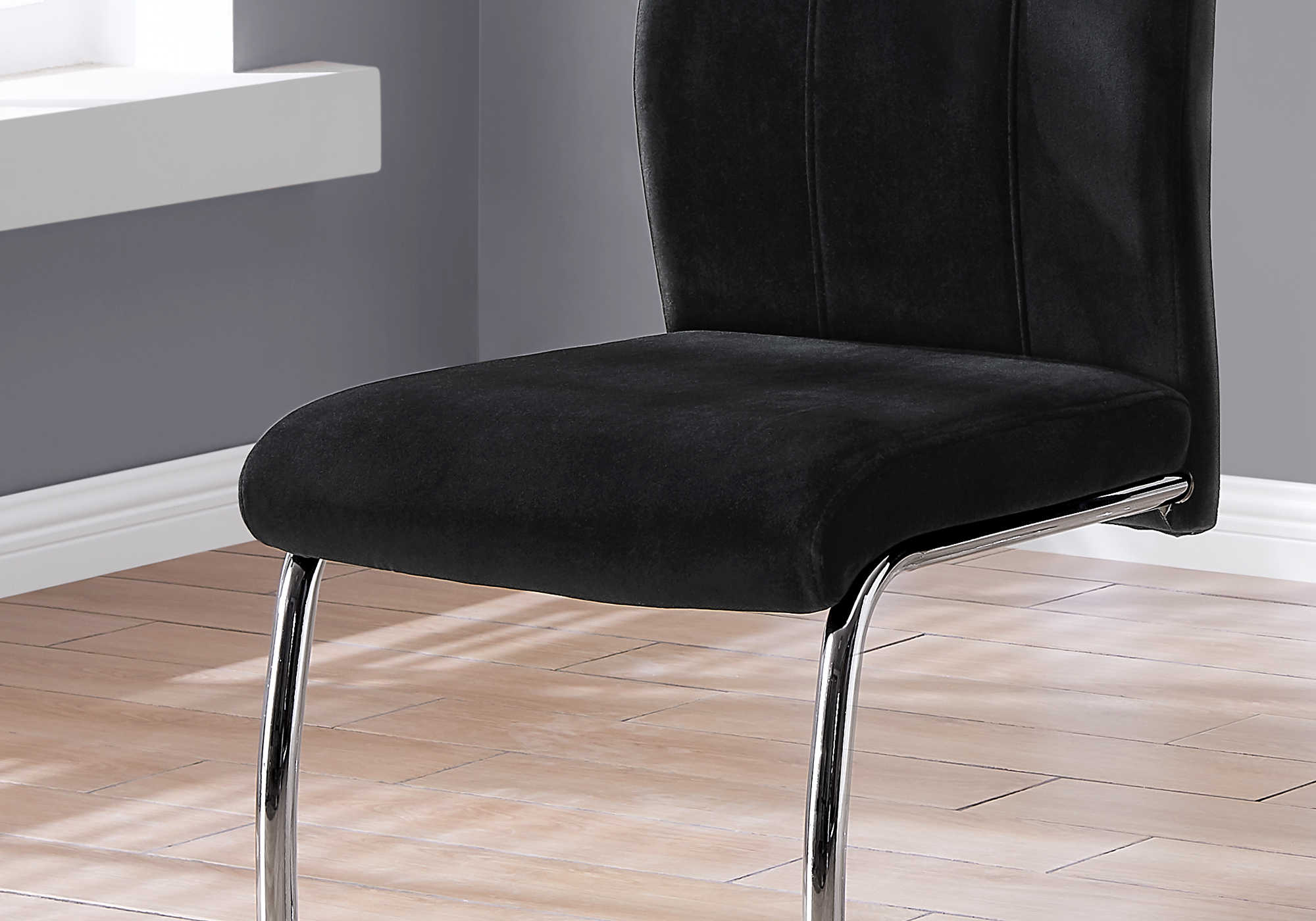 CHAISES DE SALLE À MANGER - 2 PIÈCES / 39"H / VELOURS NOIR / CHROME