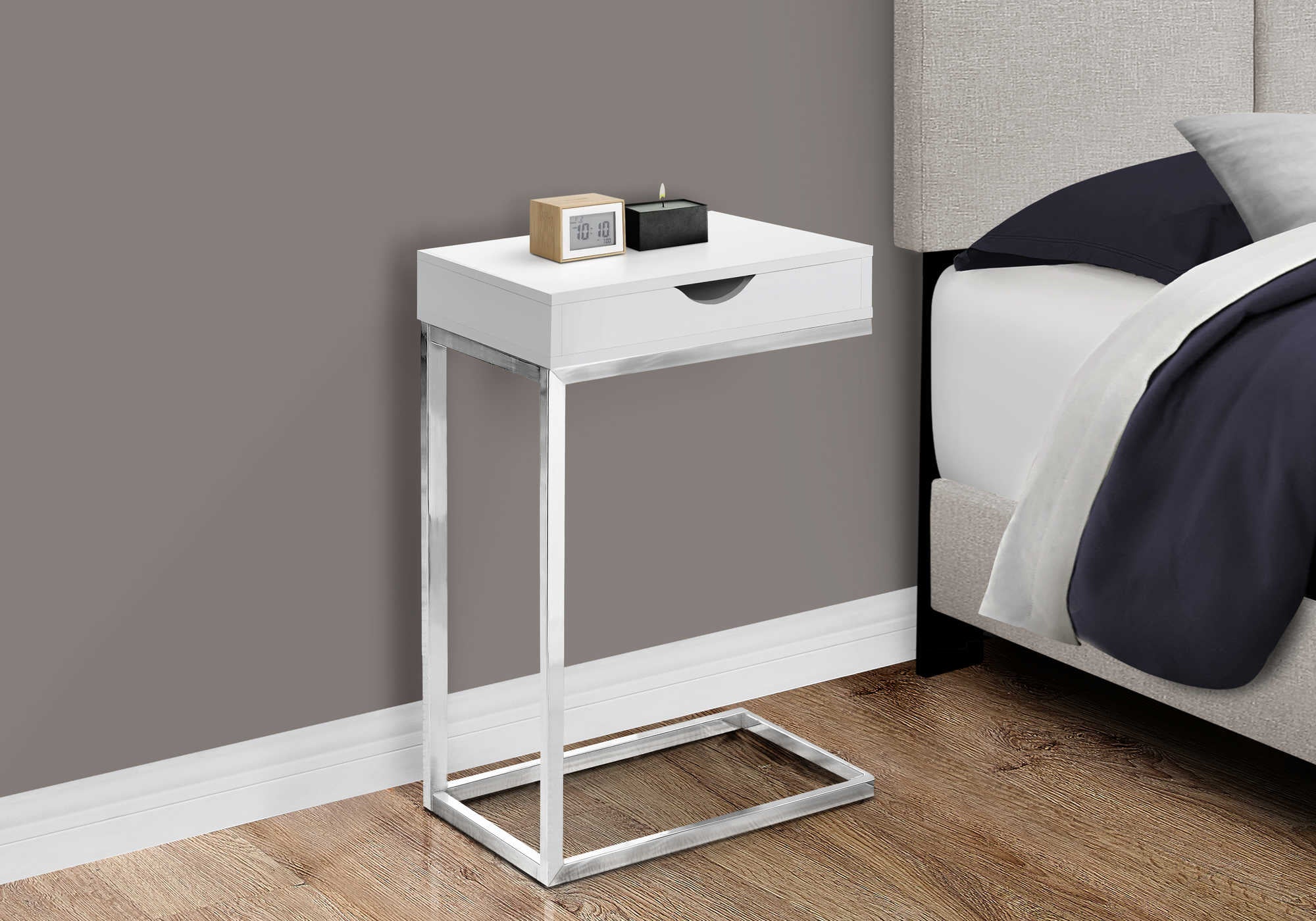 ACCENT TABLE - CHROME METAL / GLOSSY WHITE WITH A DRAWER
