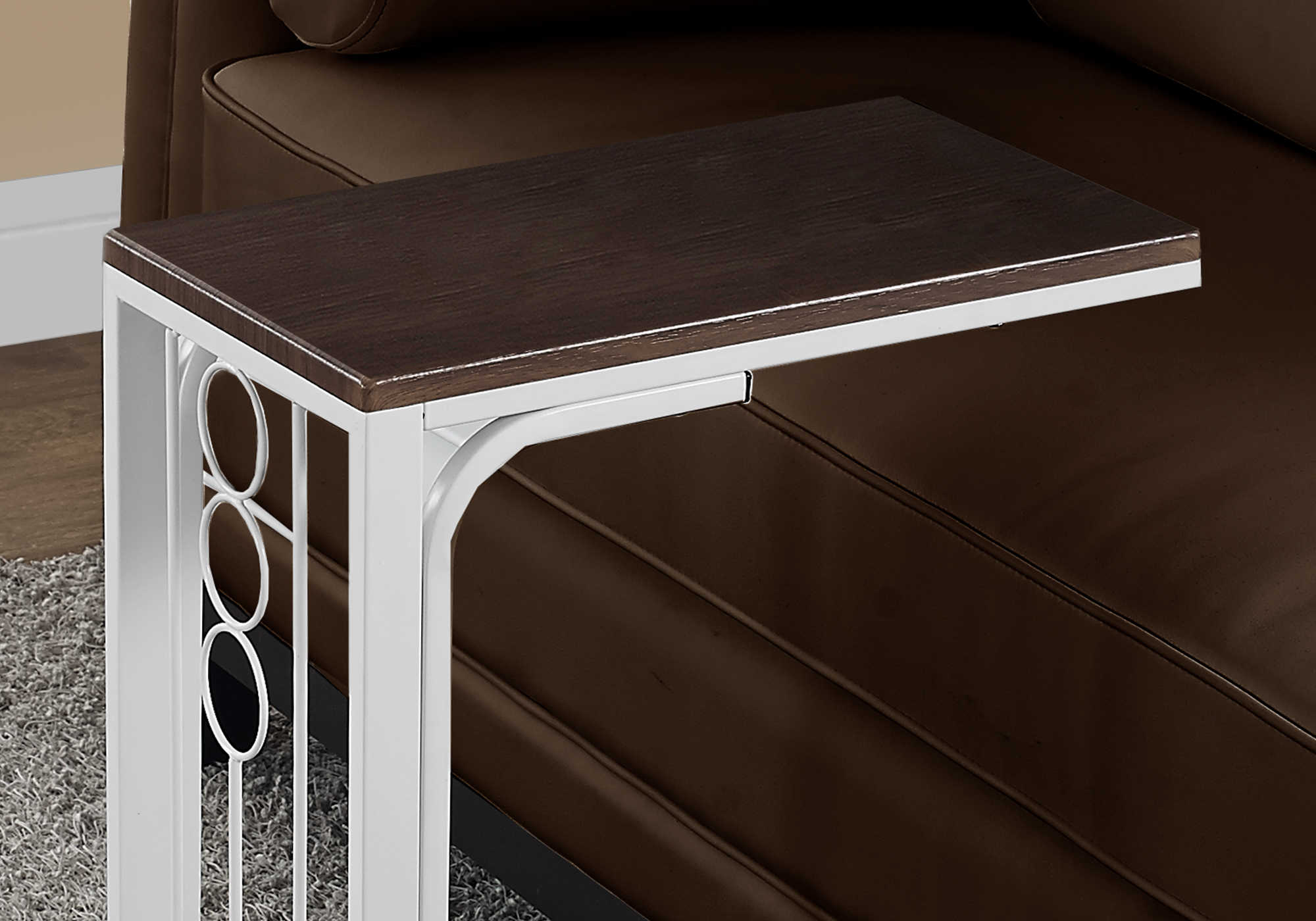 ACCENT TABLE - CHERRY TOP / ANTIQUE WHITE METAL