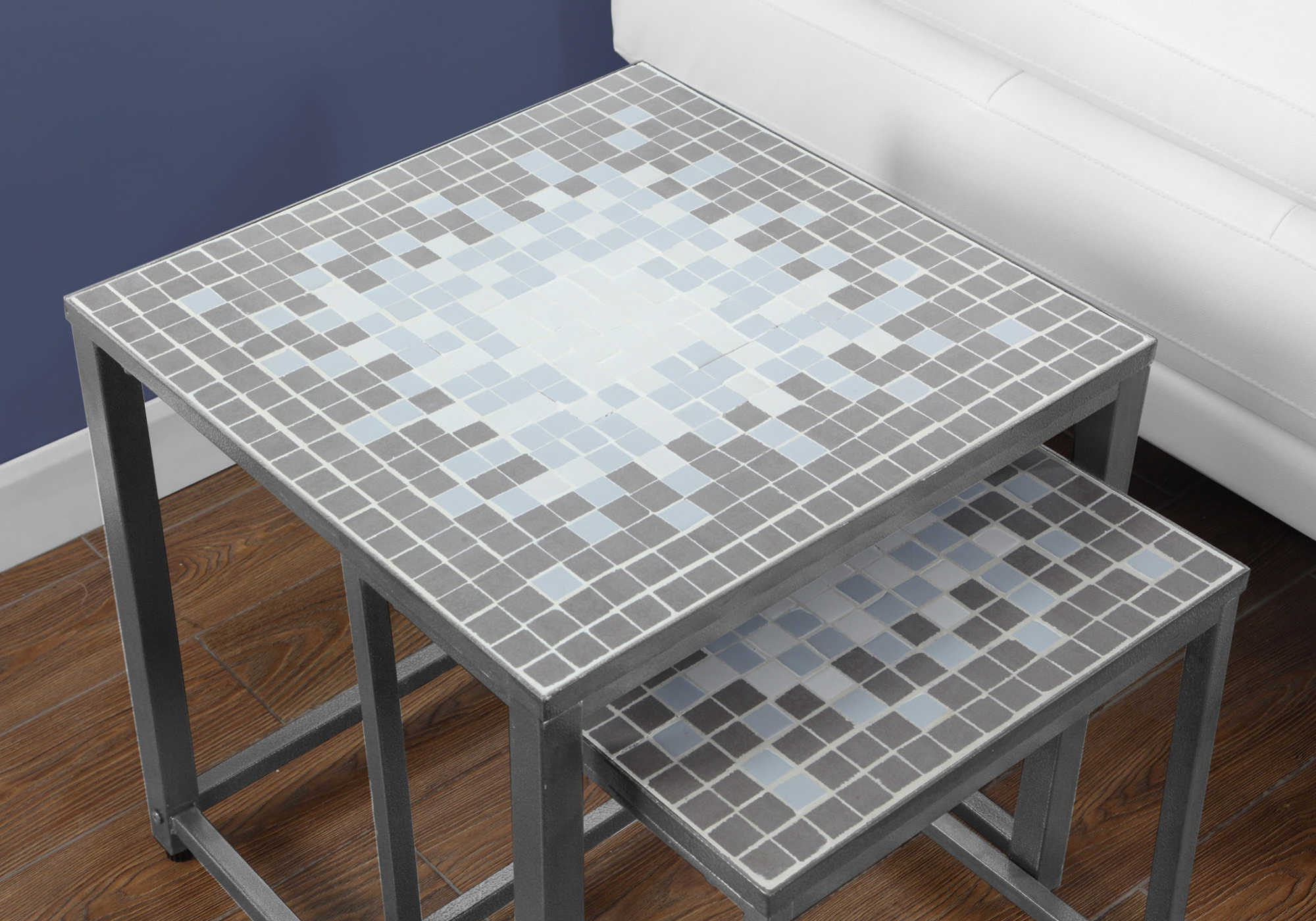 TABLES GIGOGNES - ENSEMBLE 2 PIÈCES / GRIS / PLATEAU CARREAUX BLEU / ARGENT