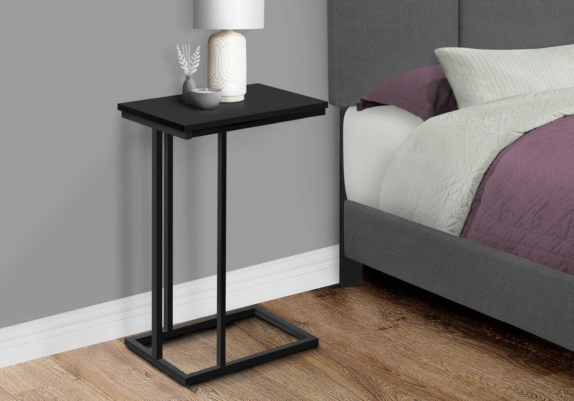 ACCENT TABLE - 25"H / BLACK / BLACK METAL