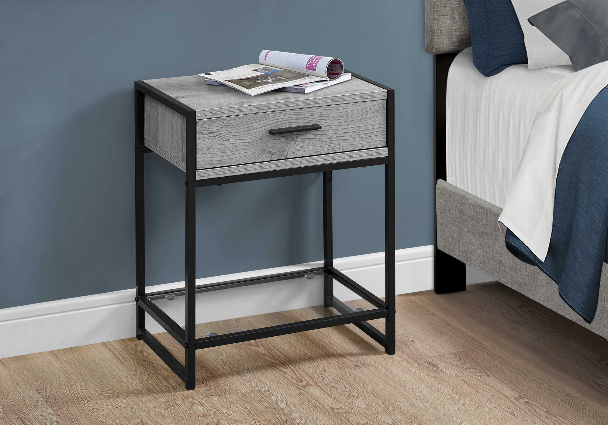 ACCENT TABLE - 22"H / GREY / BLACK METAL / TEMPERED GLASS
