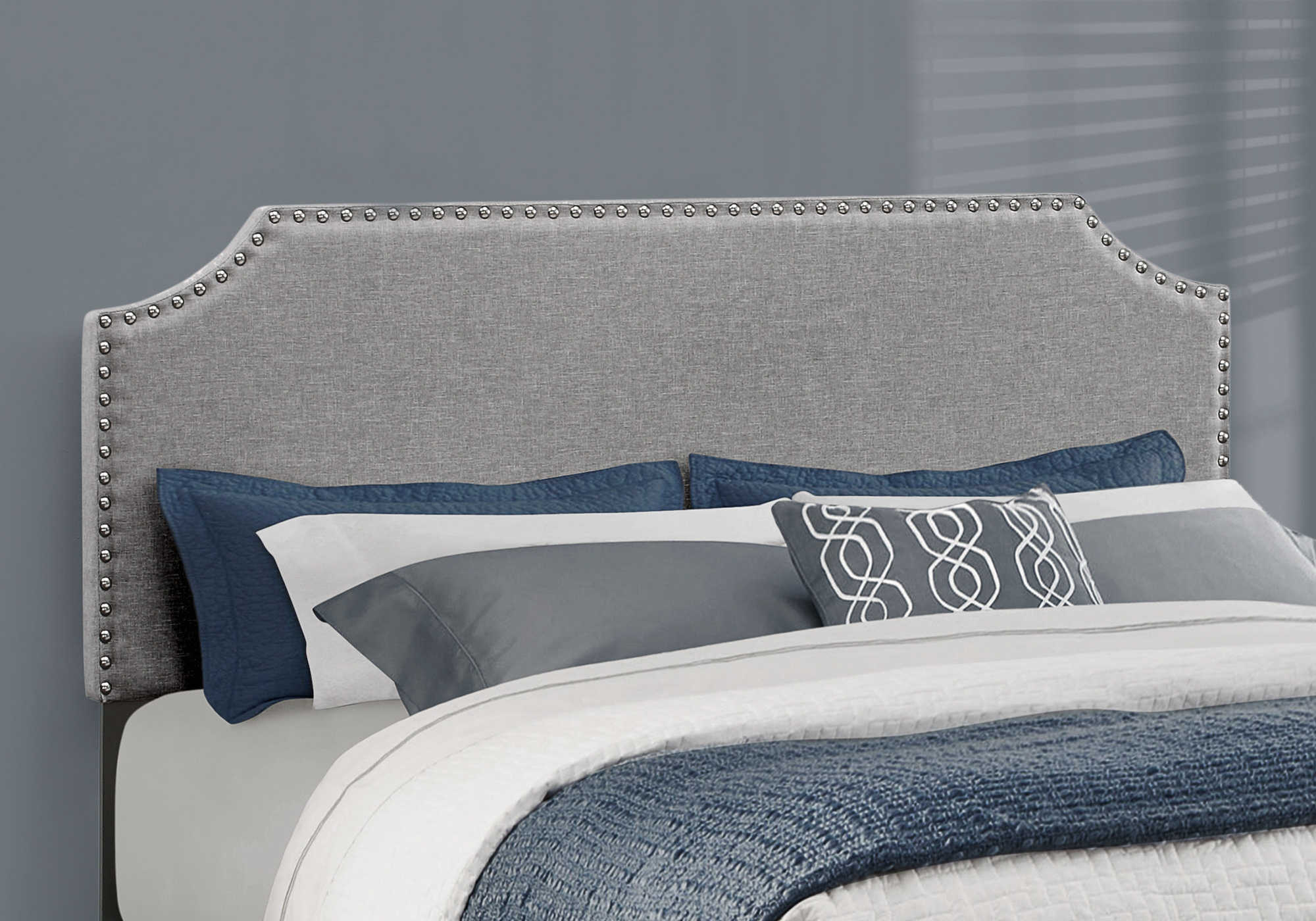 BED - QUEEN SIZE / GREY LINEN WITH CHROME TRIM
