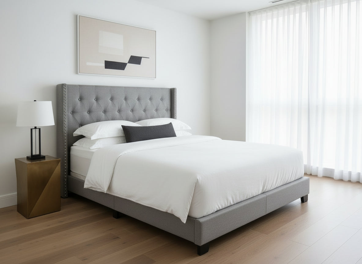 LIT - QUEEN SIZE / LIN GRIS AVEC BORDURE CHROMÉE