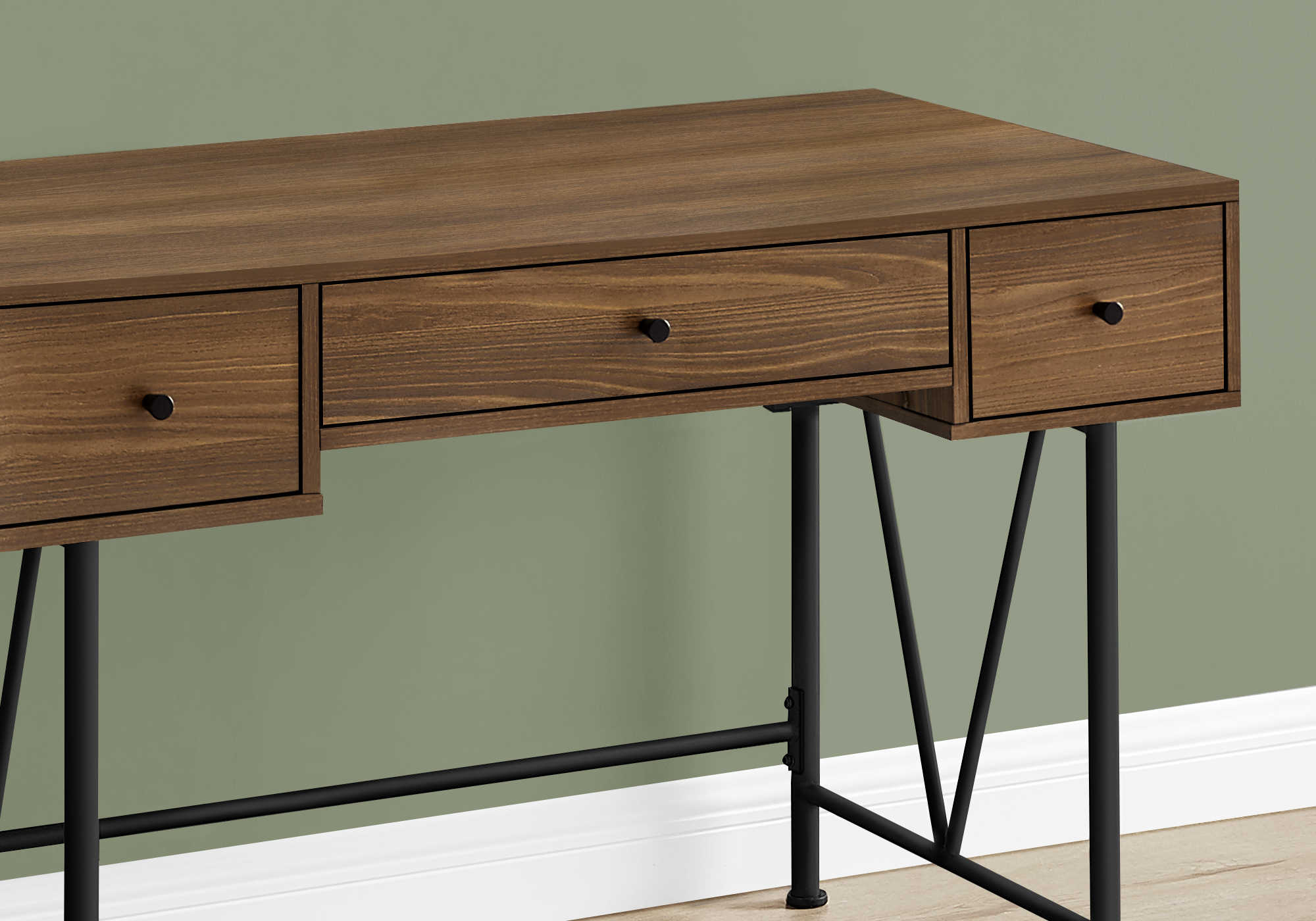 COMPUTER DESK - 48"L / WALNUT / BLACK METAL