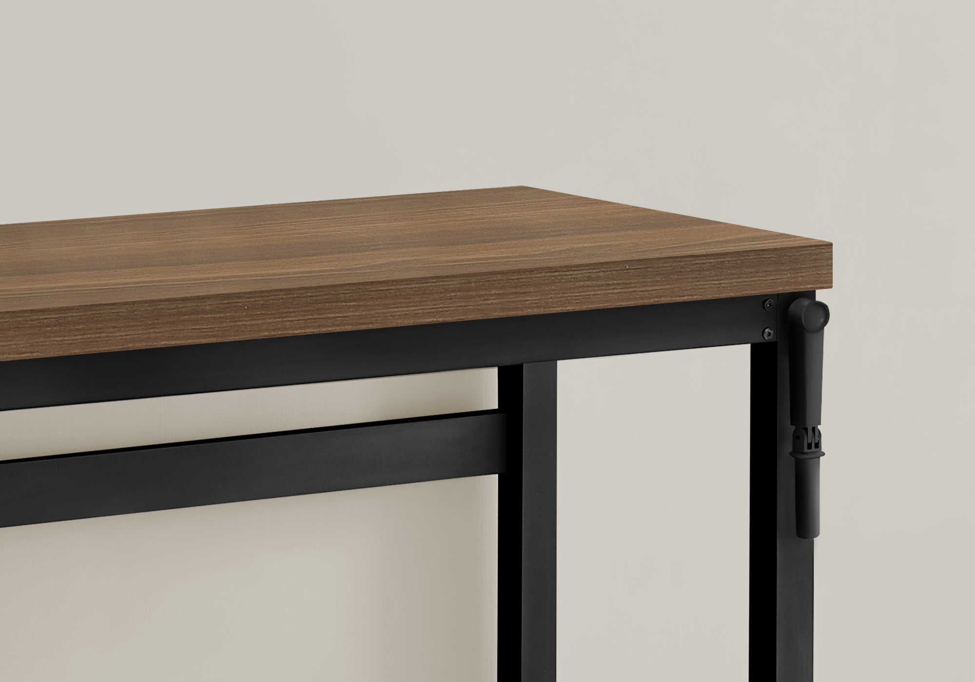 COMPUTER DESK - 48"L / WALNUT / ADJ.HEIGHT/ BLACK METAL