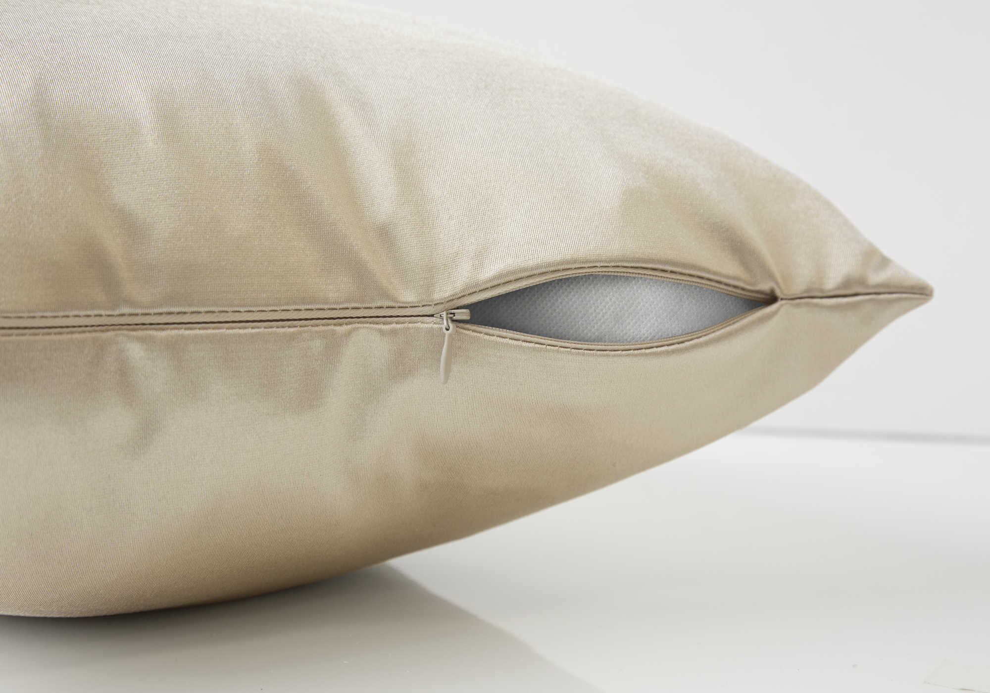 PILLOW - 18"X 18" / GOLD SATIN / 2PCS