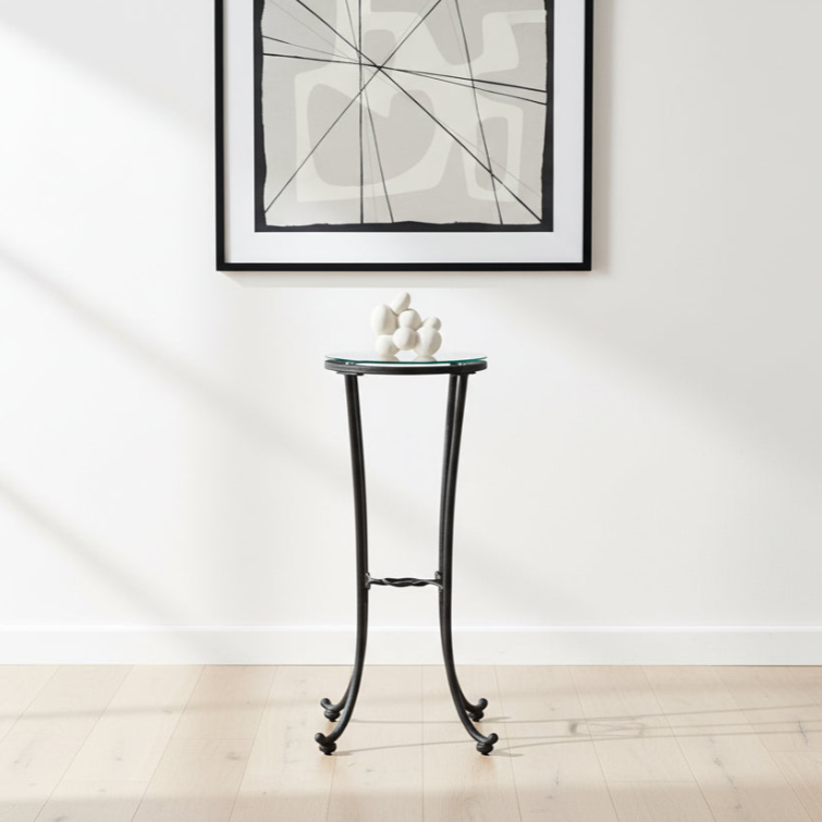 Table d'appoint en métal martelé noir