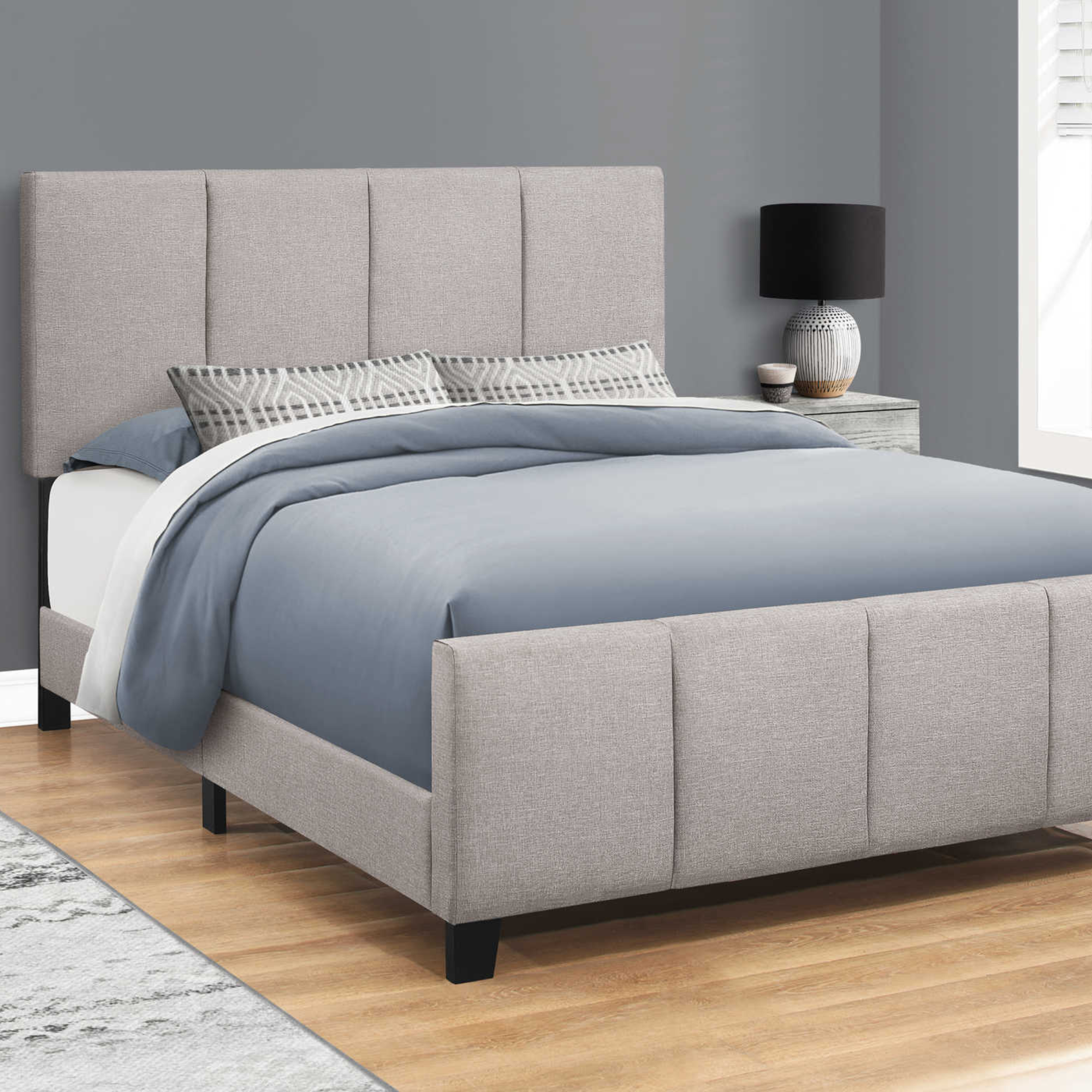 BED - QUEEN SIZE / GREY LINEN