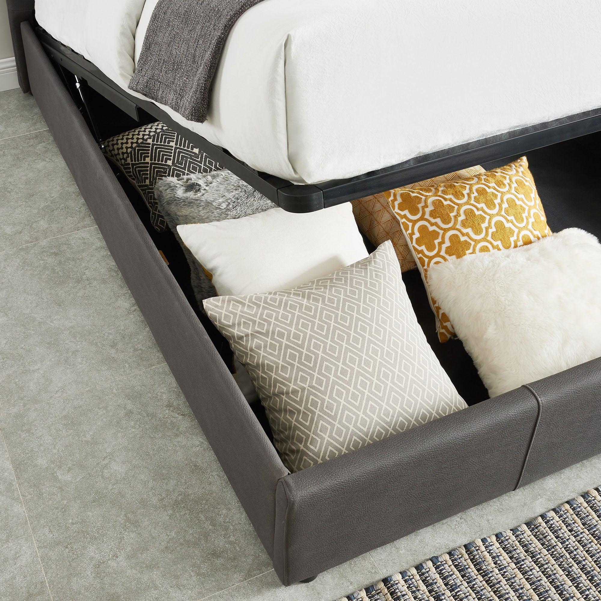 Extara 78" King Platform Bed w/Storage in Grey