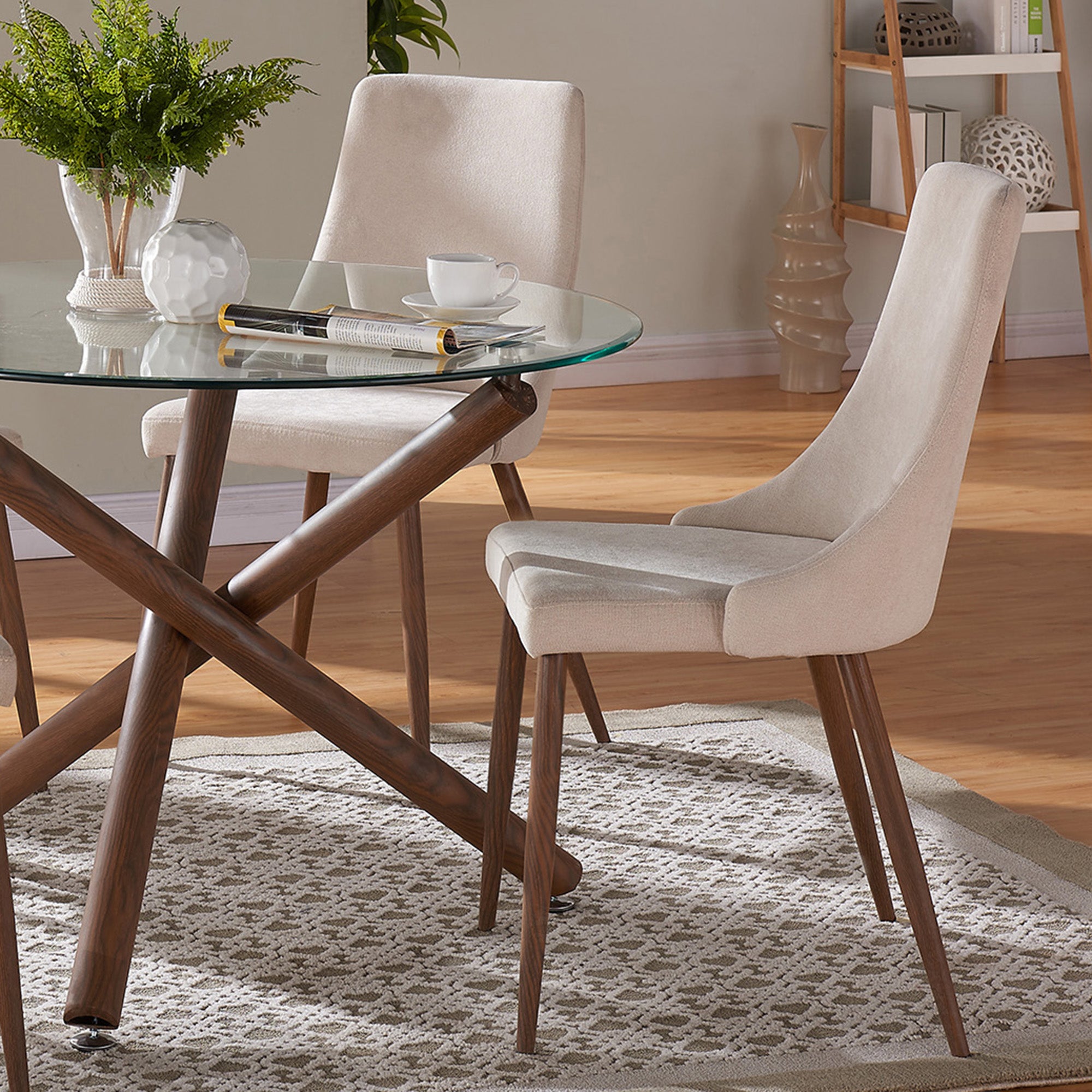 Chaises de salle à manger en tissu Cora, lot de 2, beige et noyer