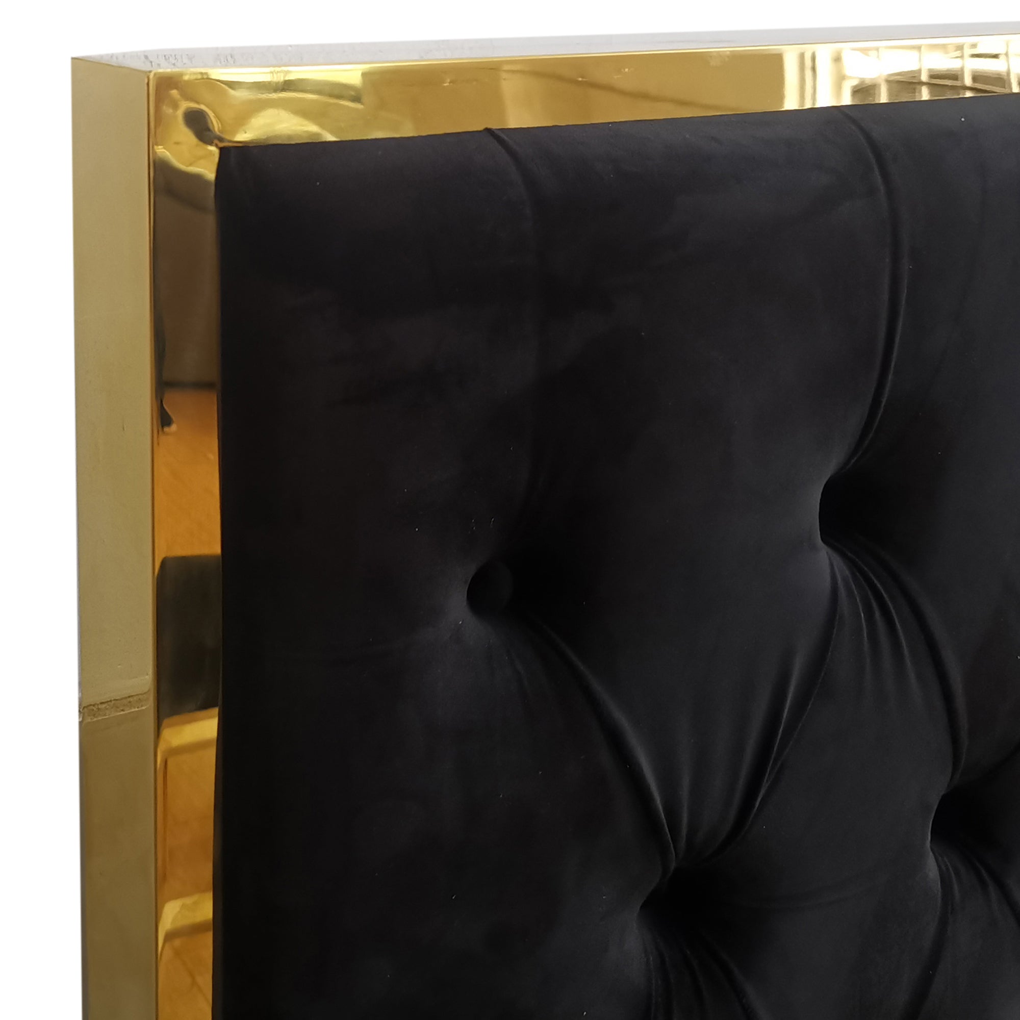 Lucille 60" Queen Bed in Black and Gold