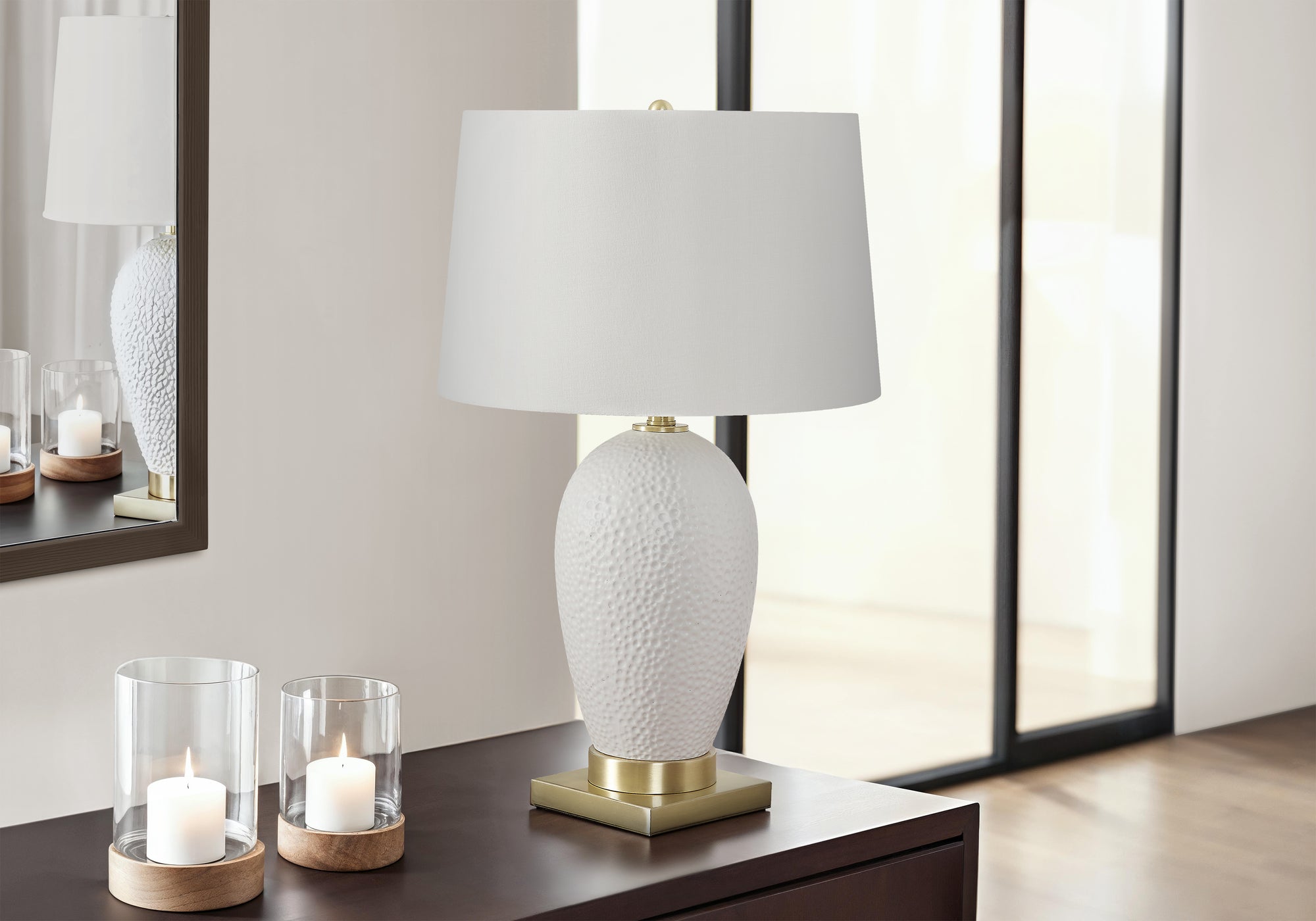 LIGHTING - 26"H TABLE LAMP WHITE CERAMIC IVORY / CREAM SHADE