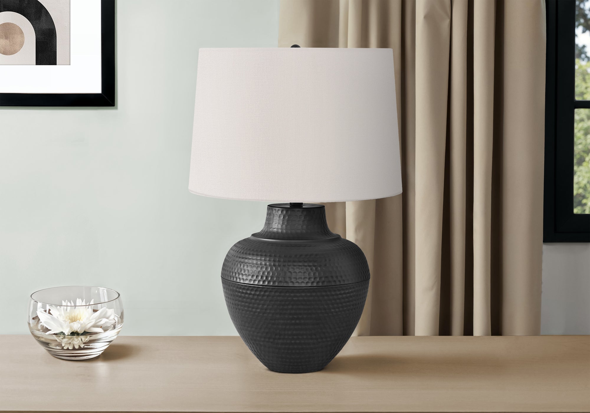 LIGHTING - 26"H TABLE LAMP BLACK METAL IVORY / CREAM SHADE