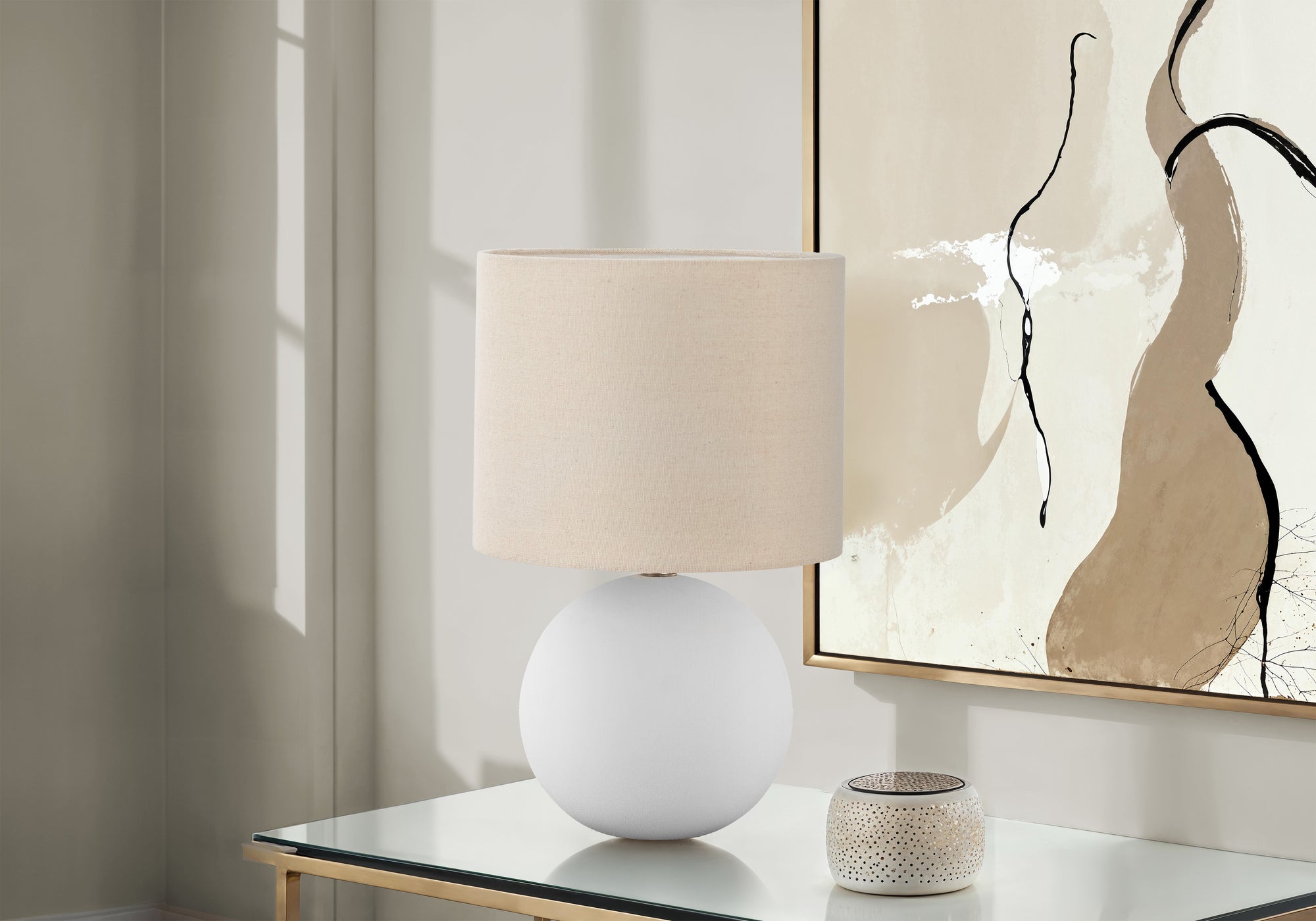 LIGHTING - 16"H TABLE LAMP CREAM SHADE CREAM CERAMIC