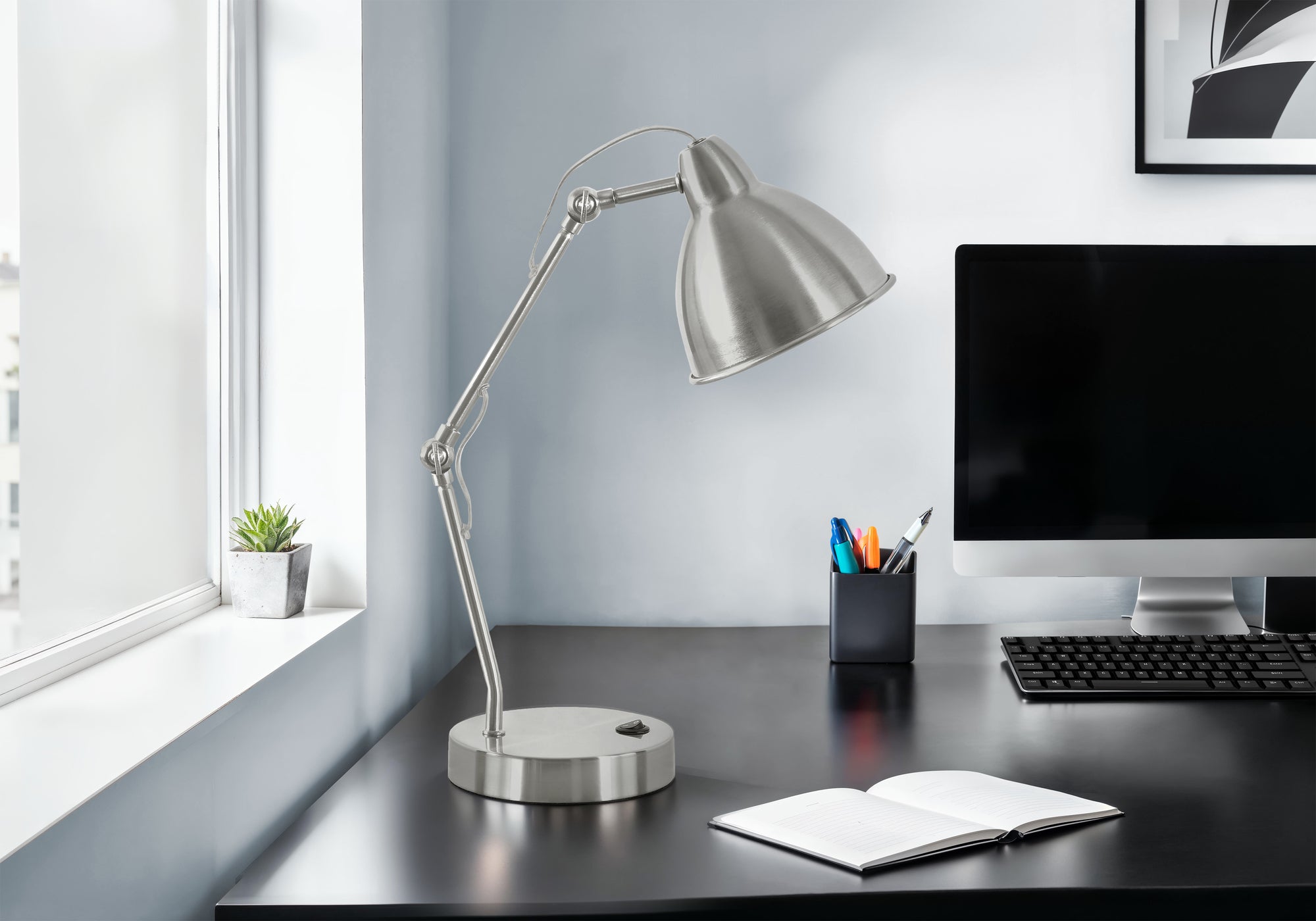 LIGHTING - 17"H TABLE LAMP USB PORT INCLUDED NICKEL METAL NICKEL SHADE MODERN