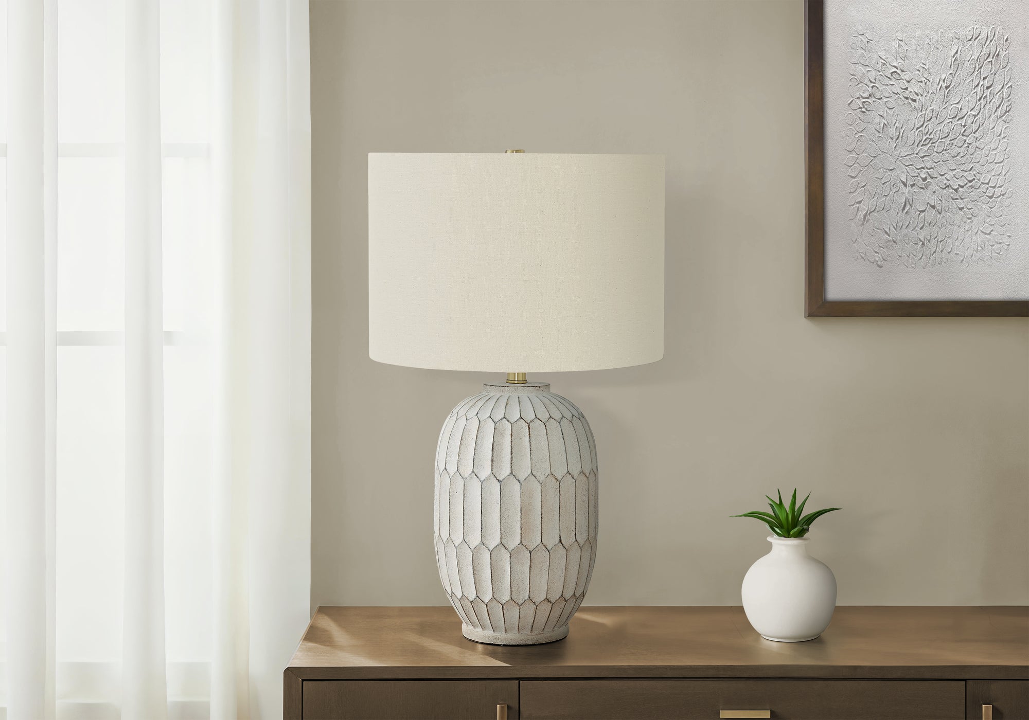 LIGHTING - 24"H TABLE LAMP CREAM RESIN IVORY / CREAM SHADE