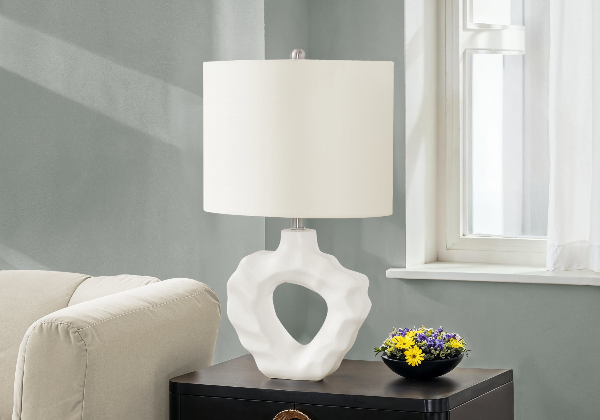 LIGHTING - 25"H TABLE LAMP CREAM RESIN IVORY / CREAM SHADE MODERN