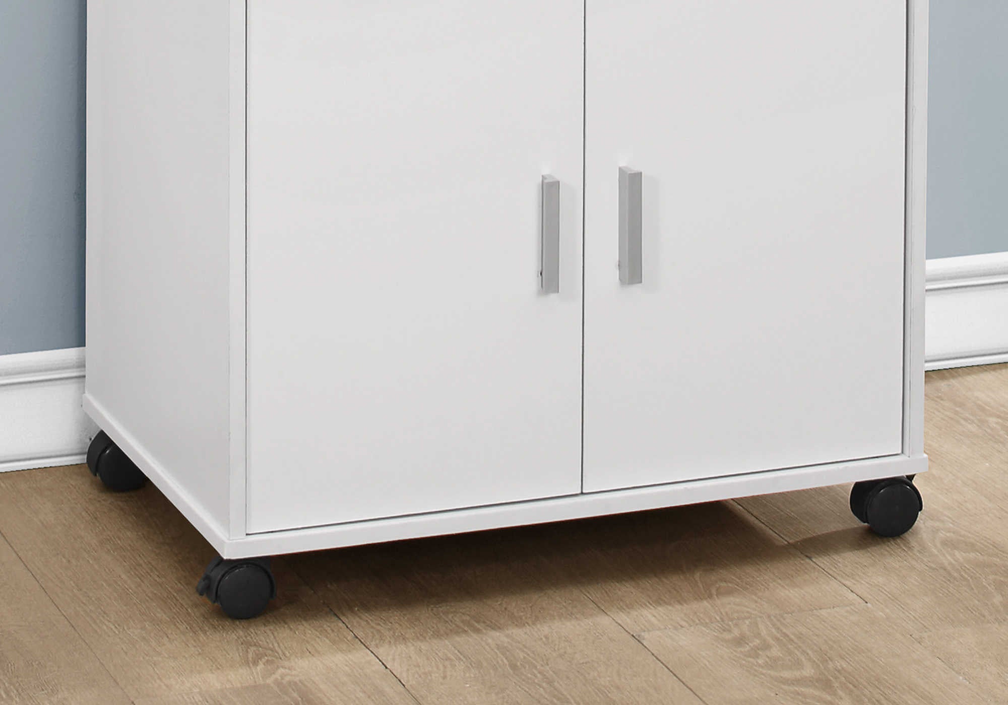 KITCHEN CART - 33"H / WHITE ON CASTORS