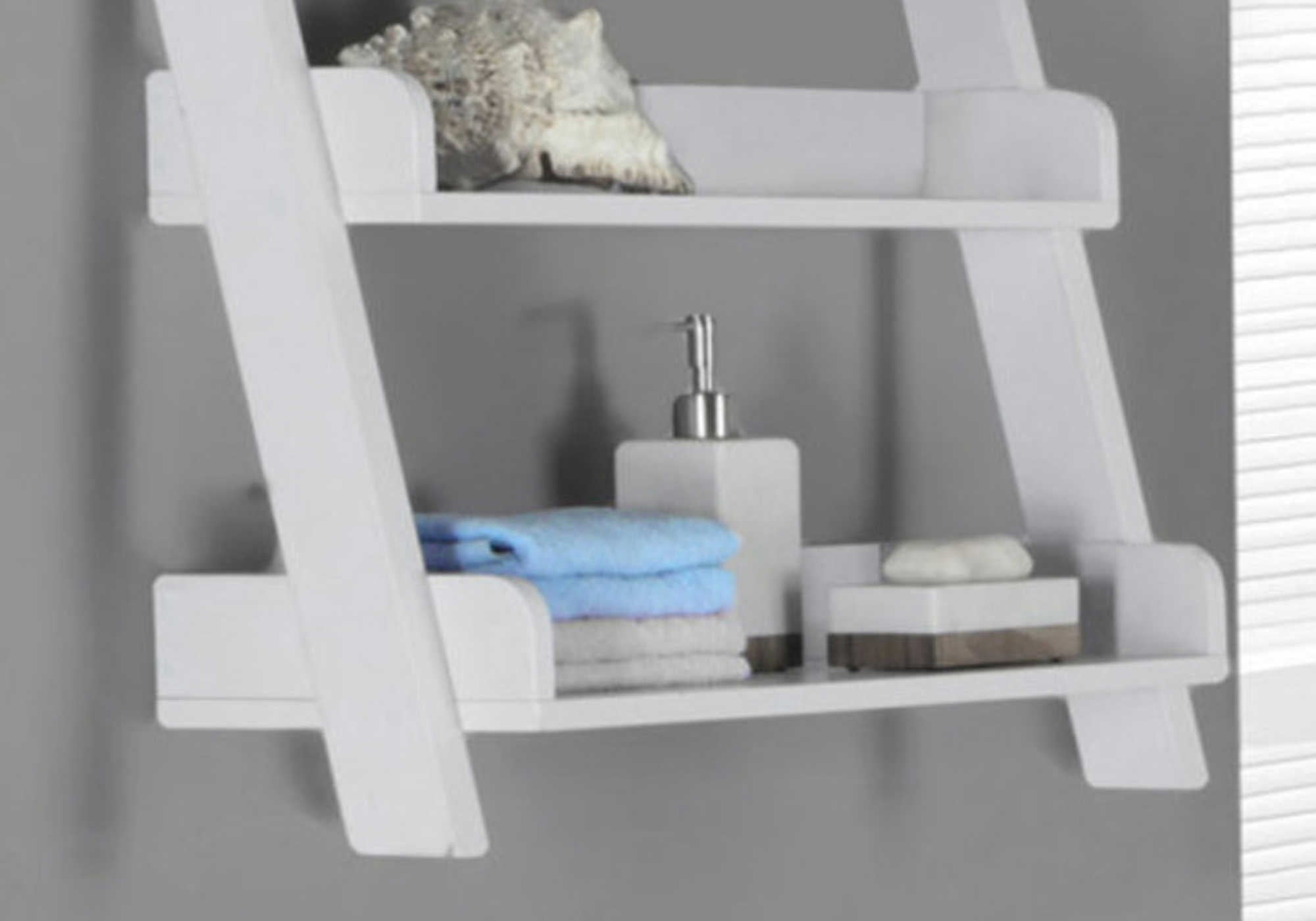 BATHROOM ACCENT - 24"H / WHITE WALL MOUNT SHELF