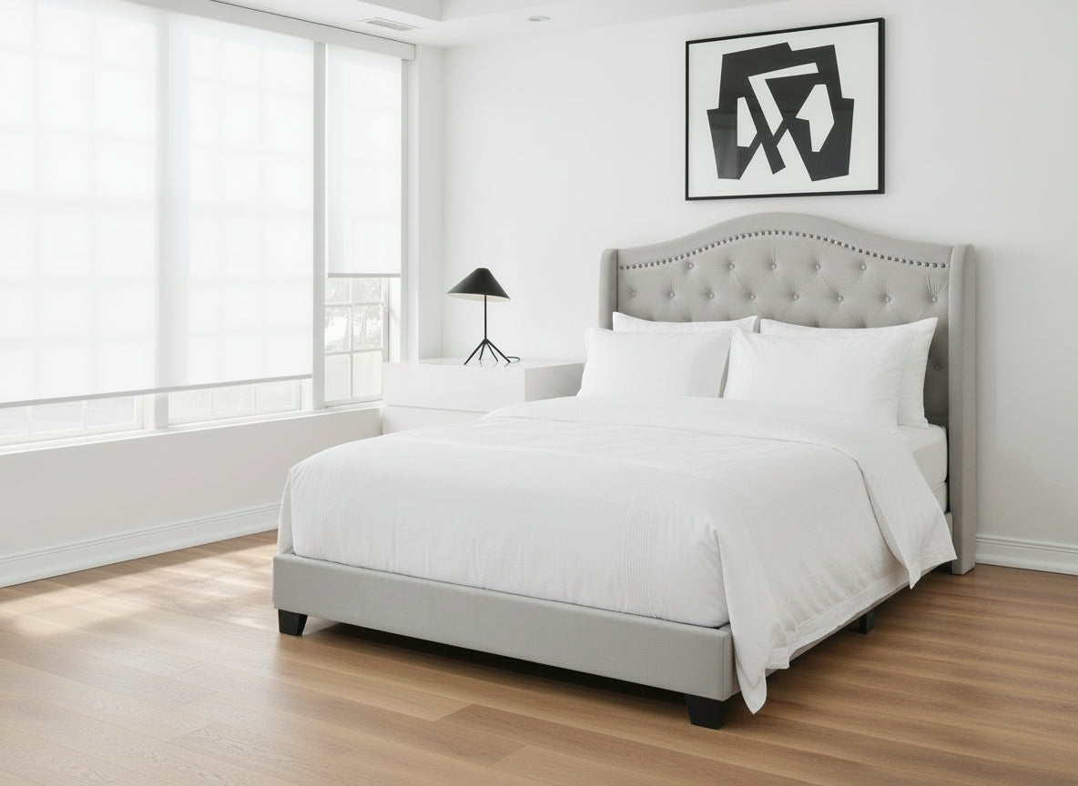 LIT - QUEEN SIZE / LIN GRIS AVEC BORDURE CHROMÉE