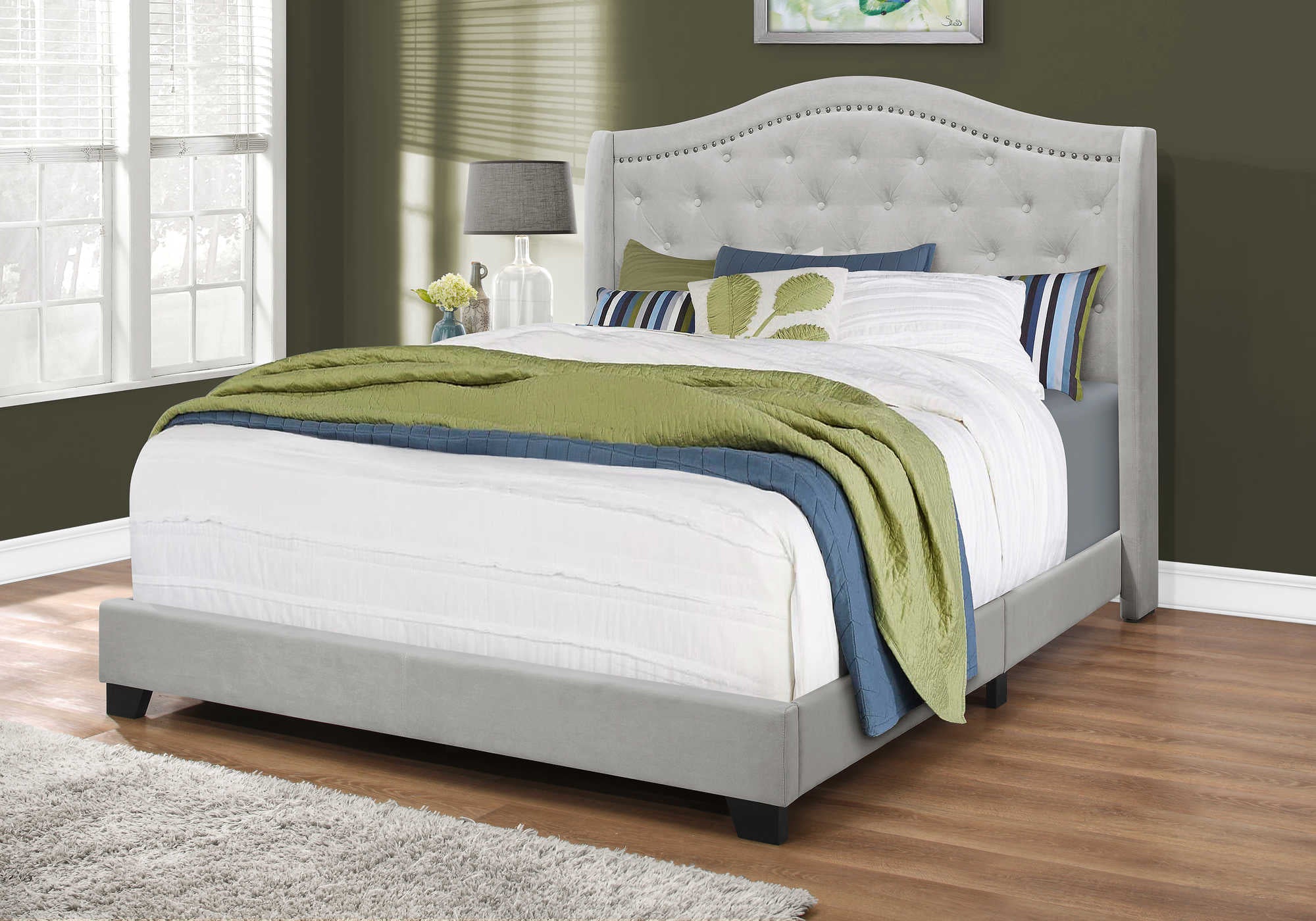 BED - QUEEN SIZE / GREY LINEN WITH CHROME TRIM