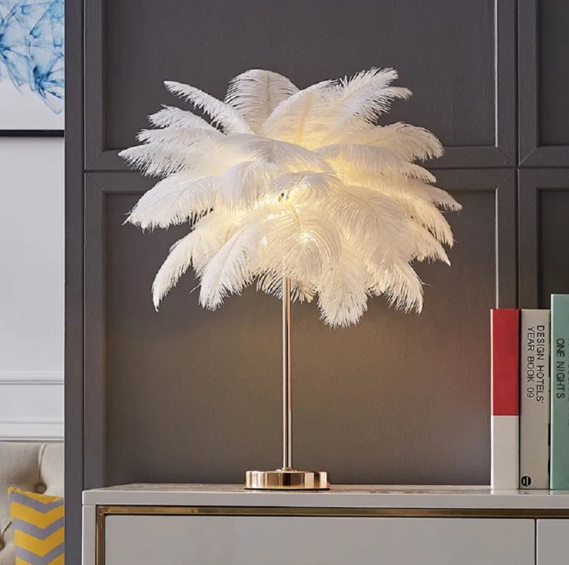 FEATHER LAMP